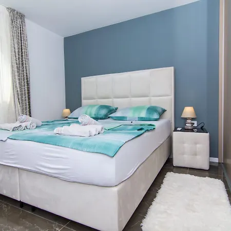 Lea דירה טרוגיר